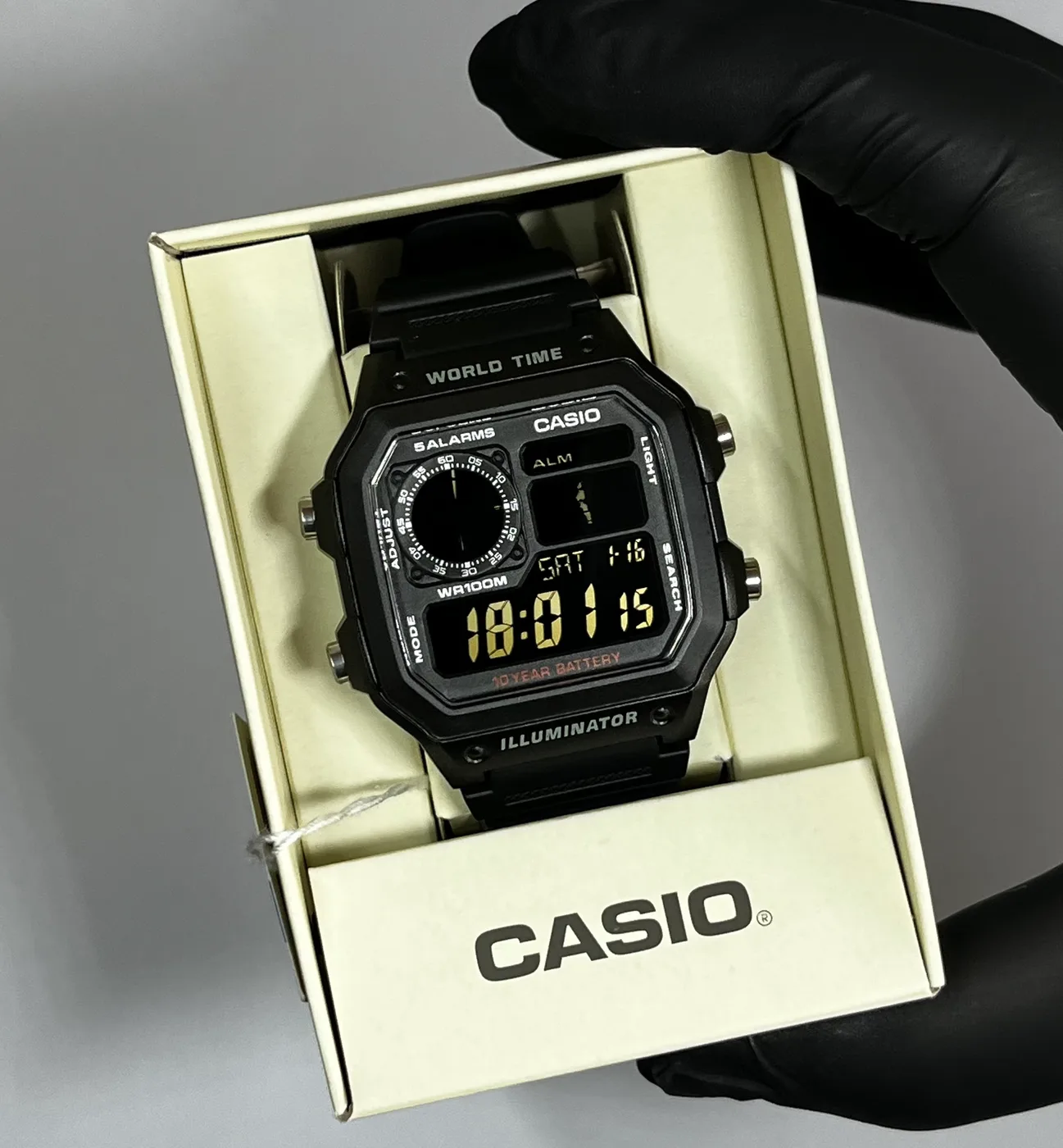Casio AE1200WH · Full Blackout · Edición especial
